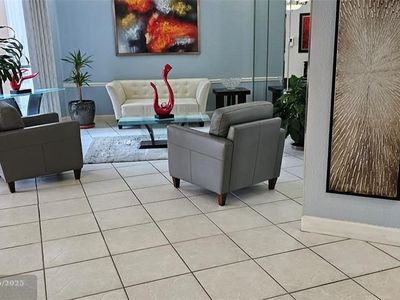 1000 Saint Charles Pl UNIT 220