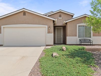 421 Hayes Ct