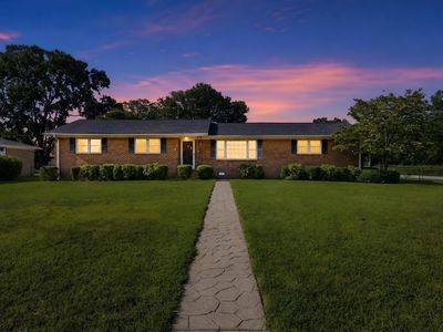 300 Drury Ln