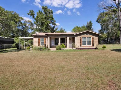 1003 Premier Rd