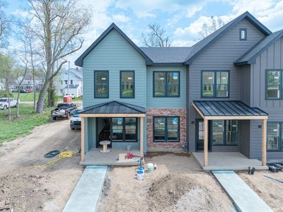 718 N Walnut St
