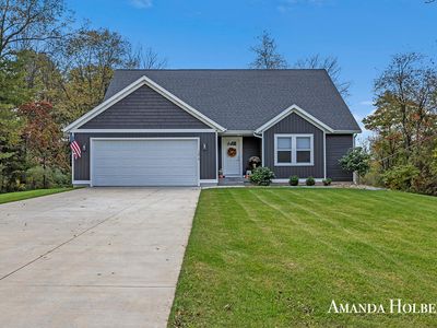 12818 Links Ln NE