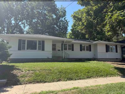 2000 W Horne Ave
