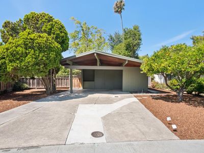 938 Van Auken Cir