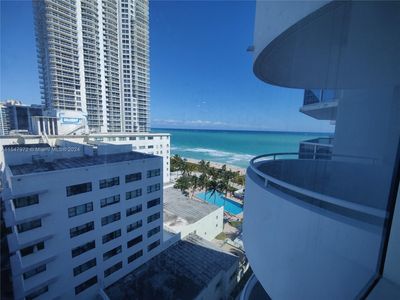 6301 Collins Ave APT 1407