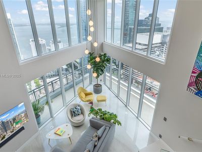 60 SW 13th St APT 4200