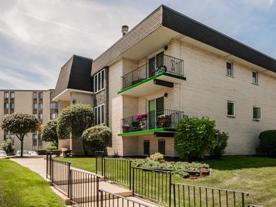 4041 W 97th St APT 2N