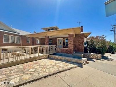2900 Grant Ave