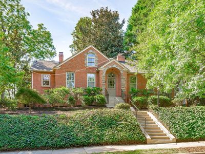 1403 Park Dr