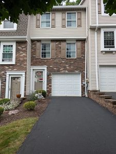 Property at 283 Murrays Ln, Pittsburgh, PA