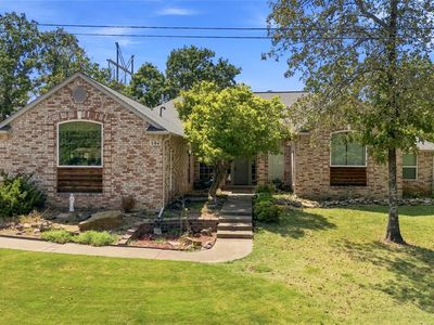 594 S 282nd East Ave