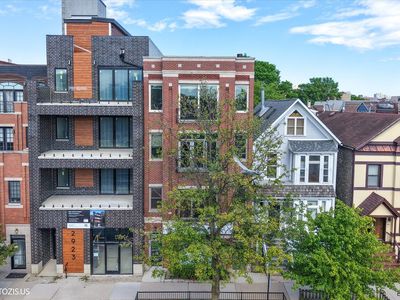 2919 N Southport Ave Suite 4
