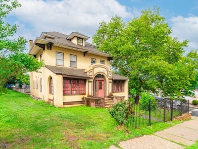233-237 Meeker Ave