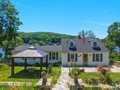 160 Lake Plymouth Boulevard