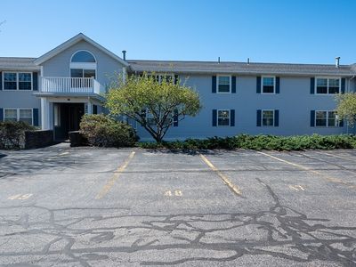 Property at 2 Crestview Dr APT 48, Spencer, MA