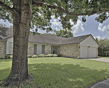 5107 Rivertree Ln