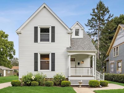 Property at 417 1st St, Batavia, IL