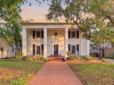 Property at 427 Del Mar Blvd, Corpus Christi, TX