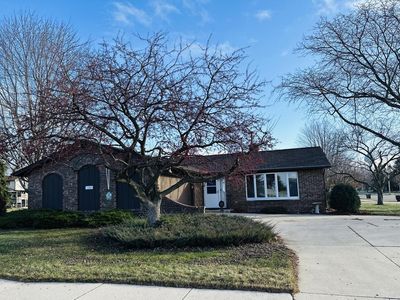 126 South 6th STREET