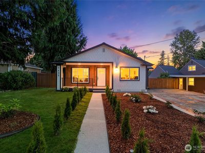 7435 S 118th Place