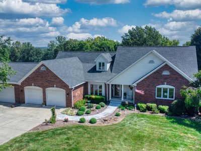 1306 E Jessup Way