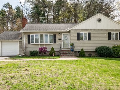 Property at 6 Janice Ln, Stoneham, MA