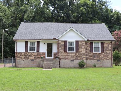 2528 McGinnis Dr