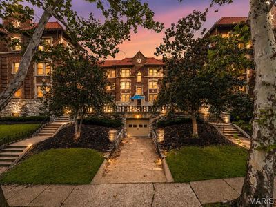 7521 Buckingham Dr APT 3W