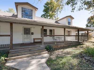 406 S Godfrey Ave