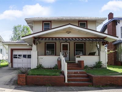 808 N 12th St