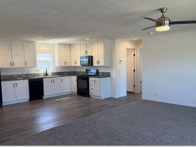 24212 Hemlock Cir #212