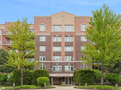 Property at 5155 Madison St Unit 508, Skokie, IL