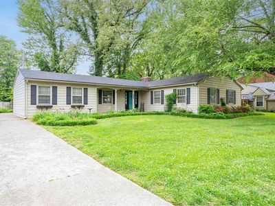 210 Wesleyan Pl