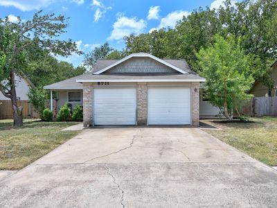 8711 Pineridge Dr