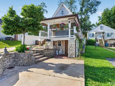 5616 Willard Ave