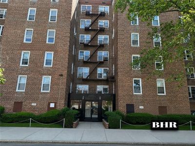 2461 E 29th St APT 1F