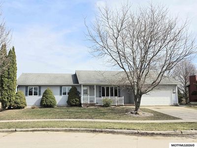 225 Jamestown Rd