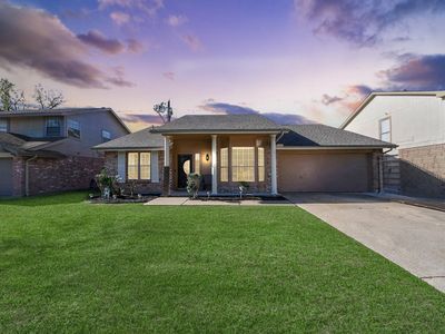 10815 Golden Grain Dr