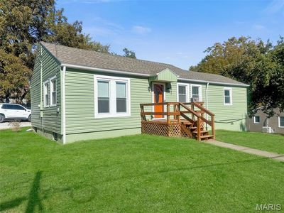 Property at 1802 Taylor St, Lexington, MO