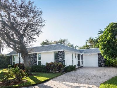 100 Georgetown Blvd #29