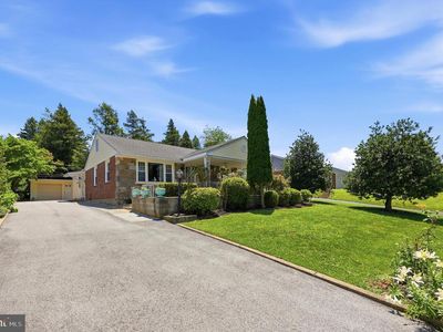 Property at 49 James Rd, Broomall, PA