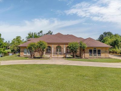 200 Brasher Ln