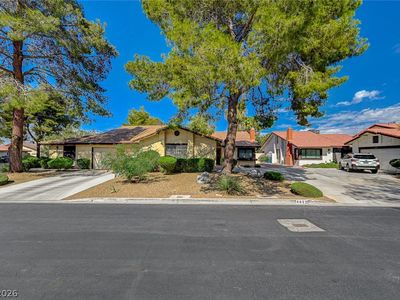 4432 Live Oak Dr