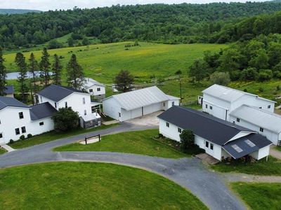 886 Collins Hill Rd