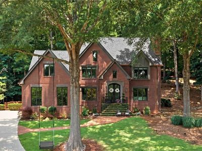 2150 River Cliff Dr
