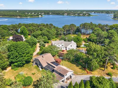 30 Fairway Road