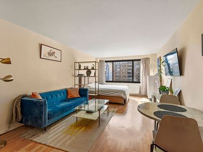 195 Willoughby Ave APT 702