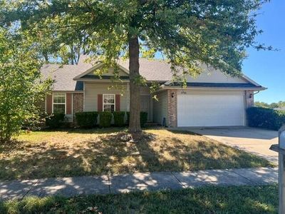 3726 W Kay Pointe Boulevard