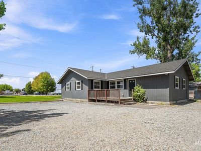 300 N Meridian Rd