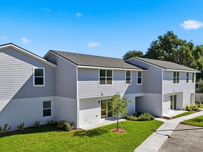 222 Carpenters Way APT 67
